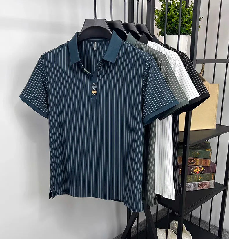 Camisa pólo masculina  com design listrado